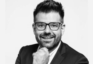 Alusystem intră pe piața materialelor de construcții rezidențiale printr-o investiție de 1 mil Euro într-o linie de tâmplărie din aluminiu